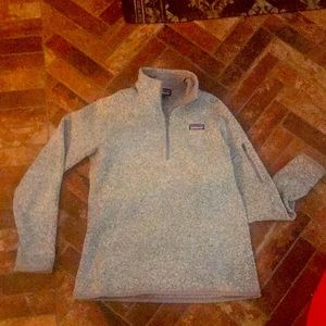 Patagonia pullover sweater - large